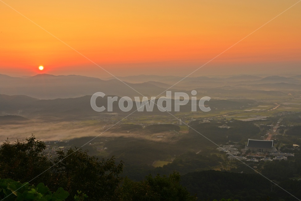 천안흑성산,흑성산,천안독립기념관,독립기념관,흑성산아침,흑성산일출,nature,자연,outdoors,옥외,sky,하늘,redsky,붉은하늘,dawn,새벽