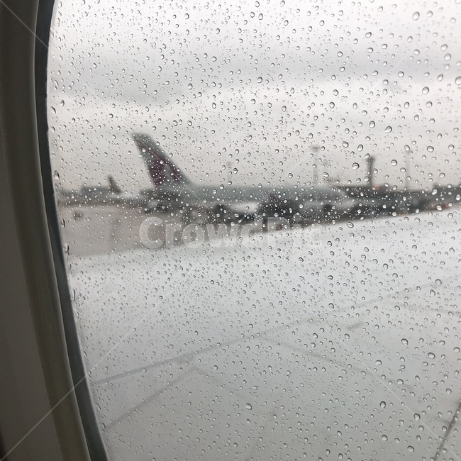 비행기,안개,창문,비,빗방울,airplane,foggy,window,raining,raindrops