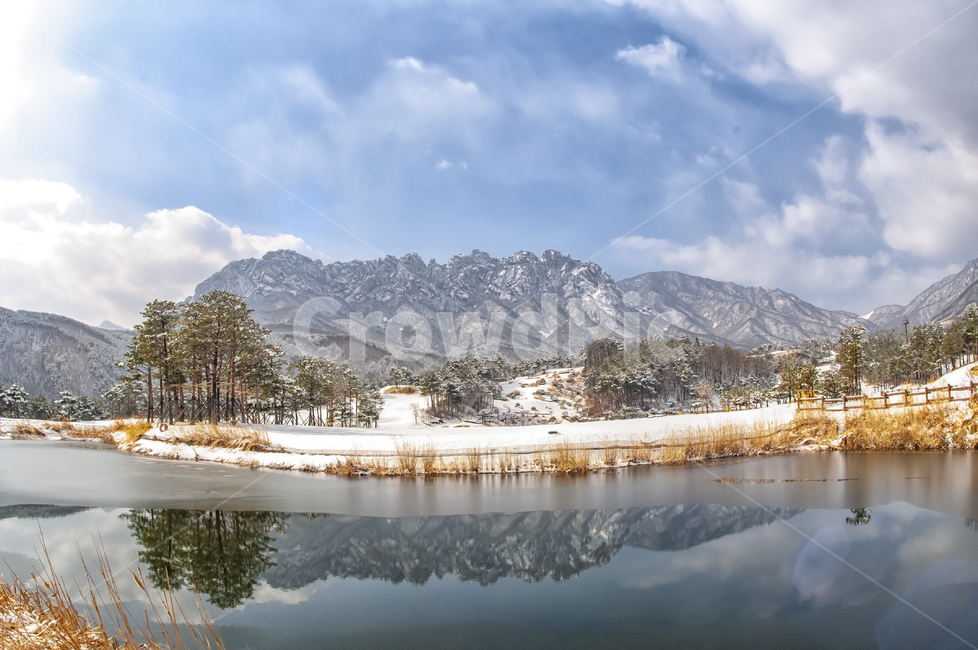 설악산,울산바위,골프장,델피노cc,설경,흰눈,호수,겨울,계절,winter,season,자연,풍경,nature,landscape