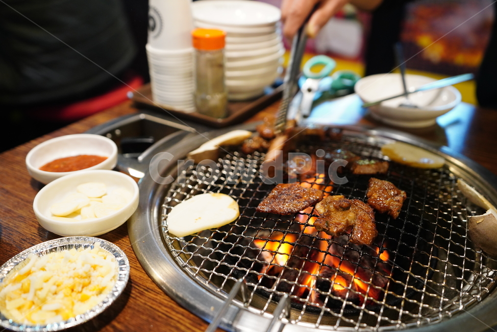 갈비,돼지,구이,안주,한식,음식,먹거리,고기,육류,육식,식사,음식,식재료,요리,food,cook,meal,dishes,food reserves,육류,고기,meat