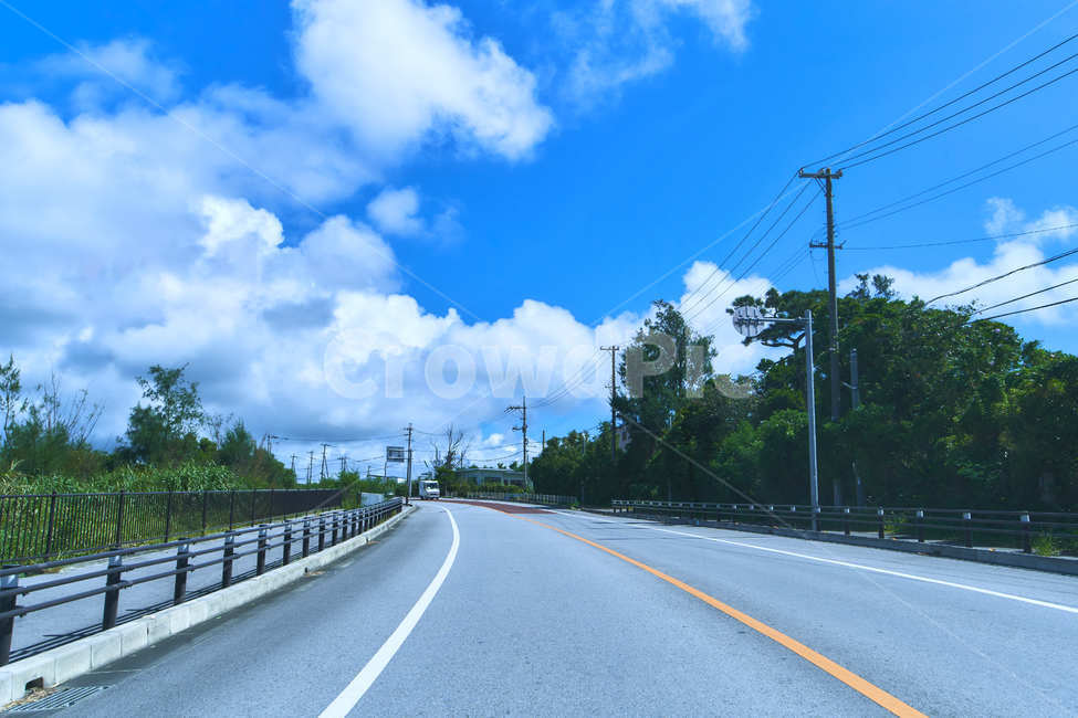 푸른하늘,도로,road,풍경,landscape,아스팔트,asphalt,구름,cloud,교통,교통수단,traffic,transportation