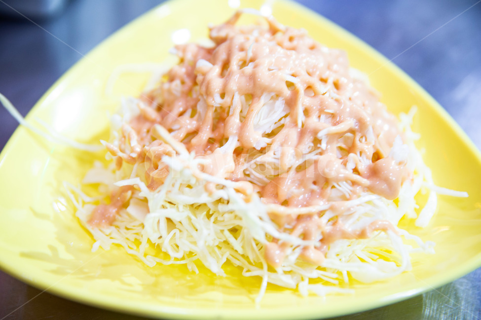 salad,sauce,cabbage,yellowbowl,beerhouse,셀러드,양배추