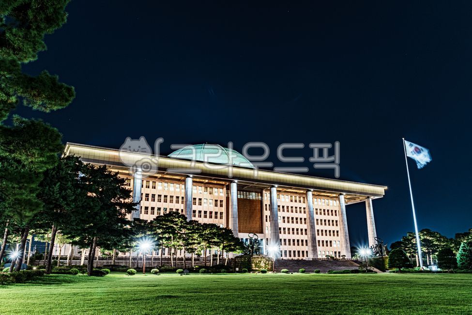 국회의사당,nationalassemblybuilding,서울,대한민국,한국,korea,seoul,여의도,정치,국회,국정,건묵,건축,빌딩,야경,nightview,nightscene,nightscape