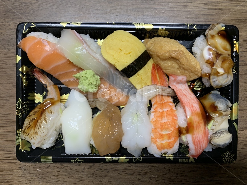 초밥,연어초밥,광어초밥,계란오밥,유부초밥,새우초밥,배달초밥,배달음식,초밥포장,포장음식,일식