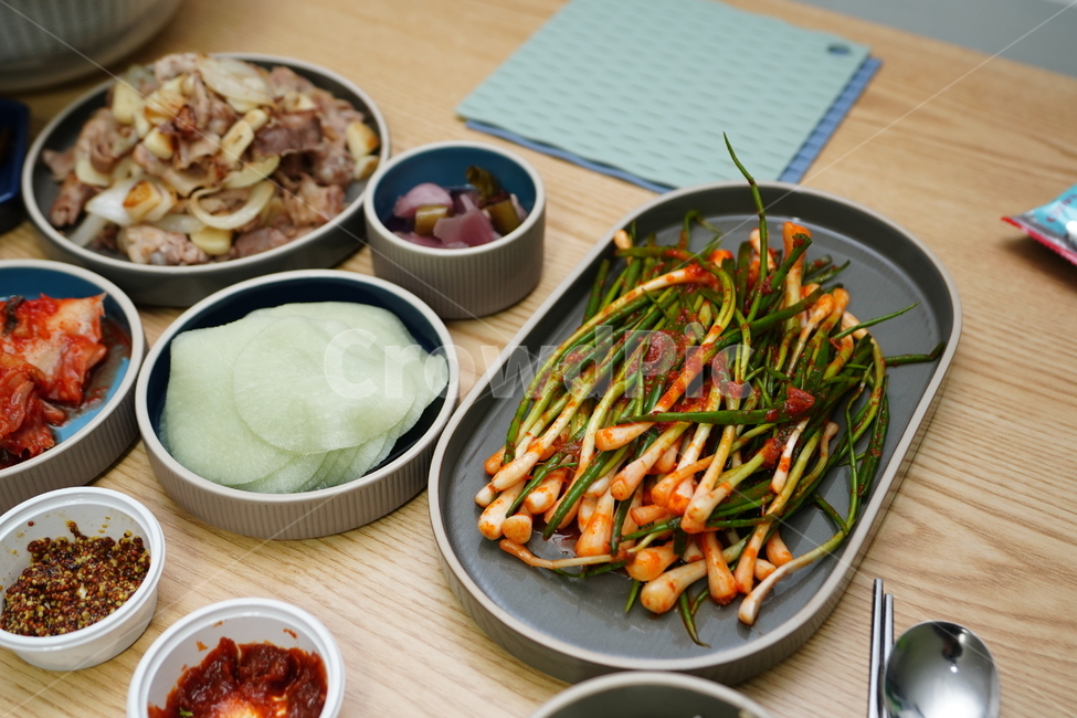 파김치,파,김치,음식,채소,한식,반찬,먹거리,푸드,집밥,식사,음식,식재료,요리,food,cook,meal,dishes,food reserves,한식,한국음식,한국요리,korean food,korean dishes,korean meal,korean cook