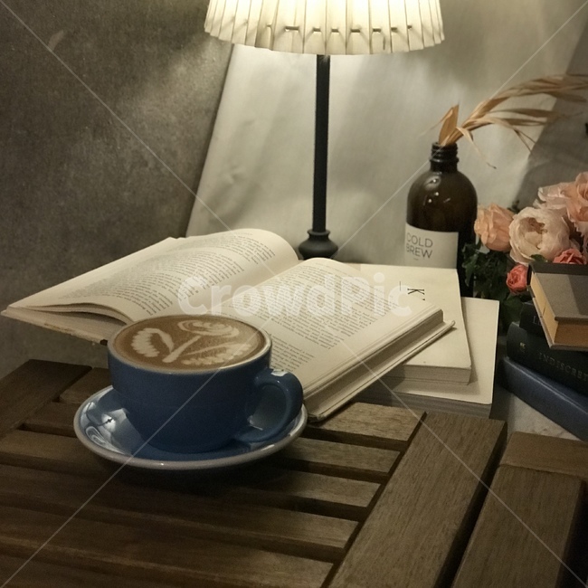 라떼아트,라떼아트꽃,라떼아트장미,장미,커피,카페라떼,커피아트,coffee,latteart,coffeeart,latteartrose,rose,cafelatte,음료수,drink,beverage,커피,카페,coffee,cafe