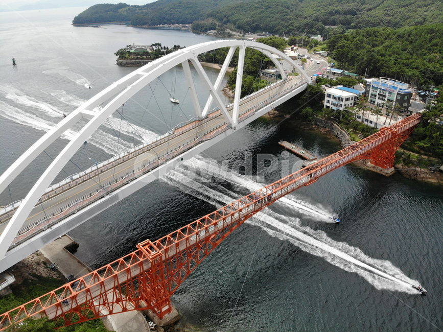 저도연육교,배,다리,연육교,드론촬영,건축물,건물외관,exterior,building,structure,architecture,construction