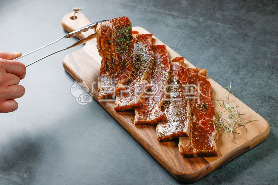 갈비,소고기,소갈비,la갈비,고기,food,meat,음식,소,양념소갈비,beef,beefrib,Delicious,맛있는,육식,양념갈비,한식,음식,식재료,요리,food,cook,meal,dishes,food reserves