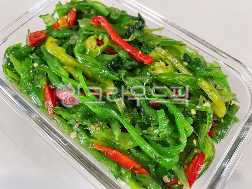 해초,해초무침,해초샐러드,야채,채소,음식,양념,식재료,요리,참깨,깨,피망,청양고추,고추,홍고추,food,sesame,cook