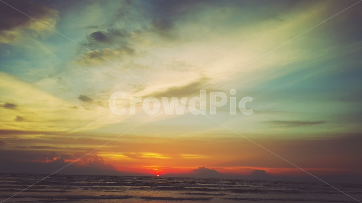 석양,일몰,구름,해변,노을,태양,하늘,붉은,따스한,적적한,자연,풍경,sunset,동남아,말레이시아,코타키나발루,자연,풍경,nature,landscape,outdoors,옥외,sky,dusk,황혼,dawn,새벽,red sky,붉은 하늘