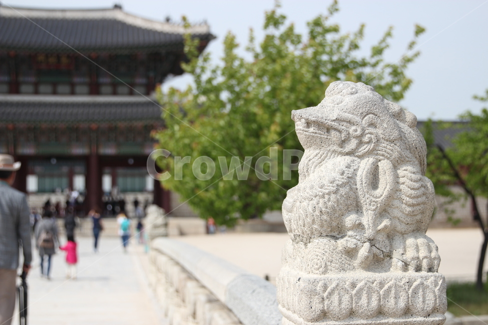 랜드마크,한국전통,한국랜드마크,광화문,하늘,오후,한옥,전통,나무,다리,한국전통,한국문화,korean traditional,korean culture,조각상,동상,석상,조형물,statue,bronze statue,stone statue