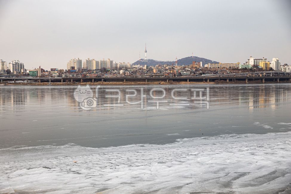 한파,얼어붙은,한강,한강주변,도로,얼음,강물,서울,coldwave,frozen,hanriver,aroundthehanriver,road,ice,riverwater,seoul