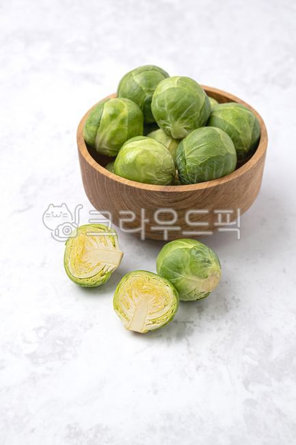 mini cabbage,cabbage,vegetable,Brussels Sprouts,food,Food Ingredients,ingredients,fresh food,fresh,organic