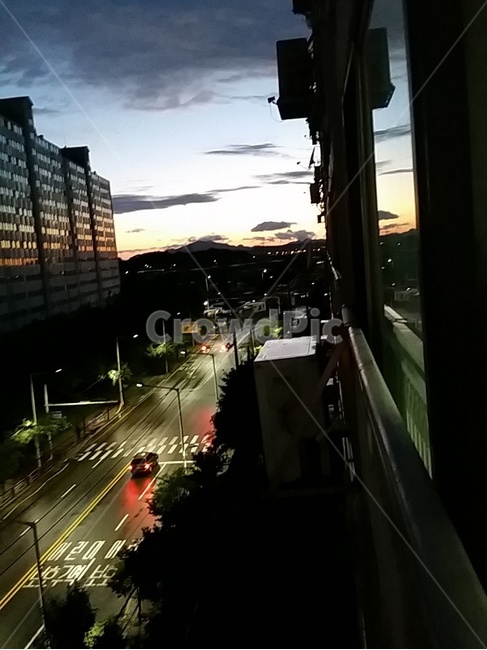도로,교차로,노을,초저녁,건물,한국도시풍경,한국도시경관,korea cityscape