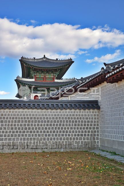 광화문,돌담,정문,경복궁,조선시대법궁,궁궐,2층누각,랜드마크,landmark,tourist attraction,한국랜드마크,한국관광지,한국명소,korea landmark,korea tourist attraction