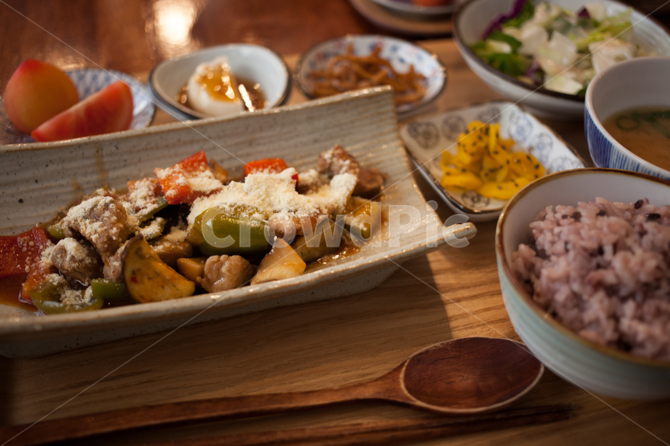 food,음식,meal,식사,가정식,밥,고기,반찬,숫가락,젓가락,음식,식재료,요리,food,cook,meal,dishes,food reserves,한식,한국음식,한국요리,korean food,korean dishes,korean meal,korean cook
