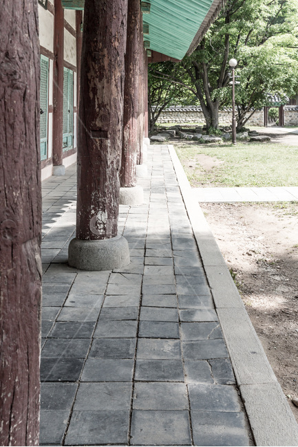 Cultural Heritage,old house,Pillar,Jeonju Hanok Village,headstone,Before the game,Korean meaning,Attractions
