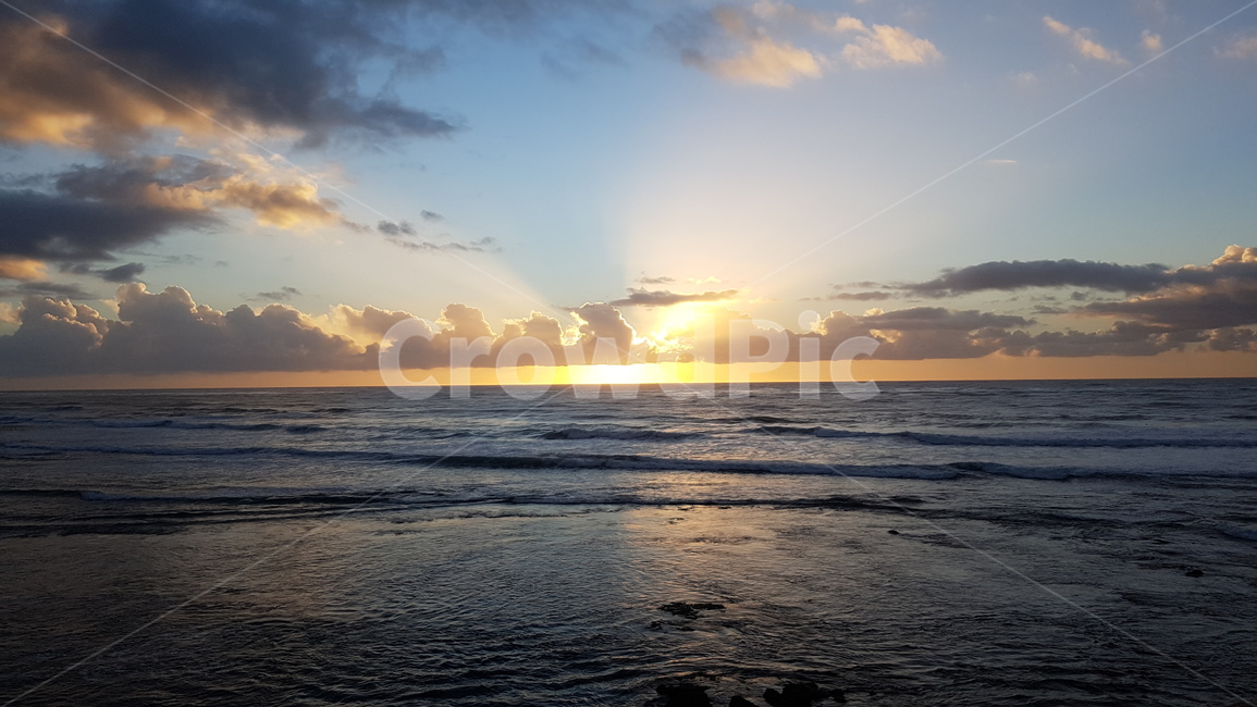 Hidden sun,evening sea,evening glow,seasunset,sunset,san diego sea,sea