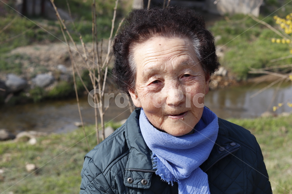 할머니,grandmother,인천대공원,smile,노인,여성,웃는얼굴,사람,사람,인물,인간,human,person,여성,여자,woman,female,lady,노인,어르신,old man, senior citizen