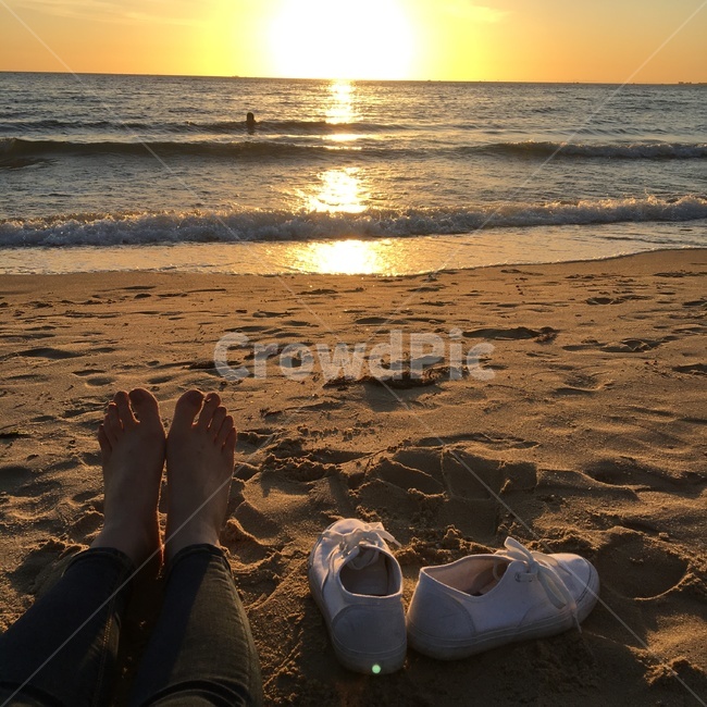 melbourne,beach,sunset,모래,sand,바다,여행,멜버른,세인트킬다비치,호주,호주여행,호주멜버른,travel,trip,foots,foot,발,신발,shoes,풍경,경관,배경이미지,배경사진,풍경이미지,풍경사진,백그라운드,배경화면,호주경관,호주풍경,호주자연경관,해변,바다,beach,sea,여행,휴가,traveling,vacation,trip,휴식,힐링,rest,relaxation,healing