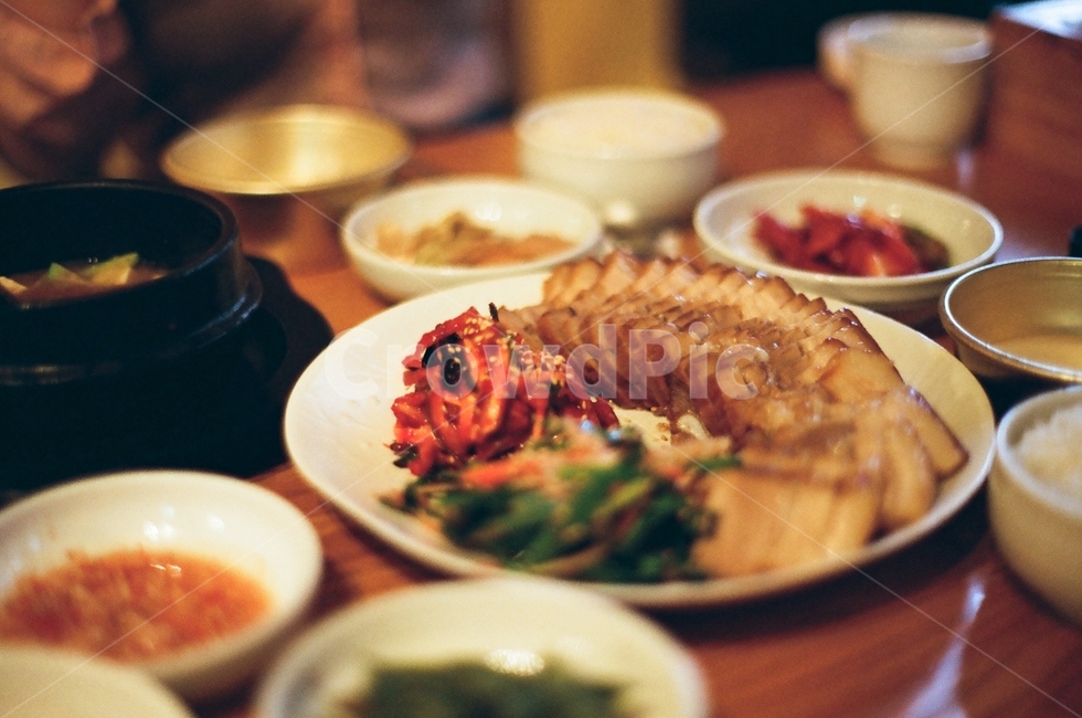 보쌈,김치,음식,식당,koreanfood,한국,음식,식재료,요리,food,cook,meal,dishes,food reserves,육류,고기,meat,한식,한국음식,한국요리,korean food,korean dishes,korean meal,korean cook,감성,sensible,feeling