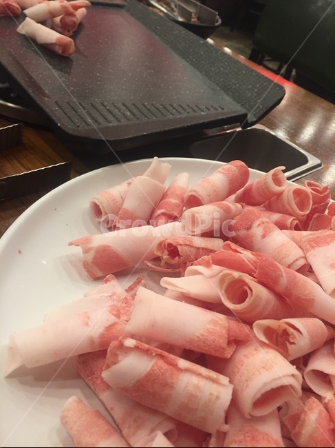 삼겹살,돼지고기,대패삼겹살,얇은삼겹살,슬라이스삼겹살,음식,식재료,요리,food,cook,meal,dishes,food reserves,육류,고기,meat