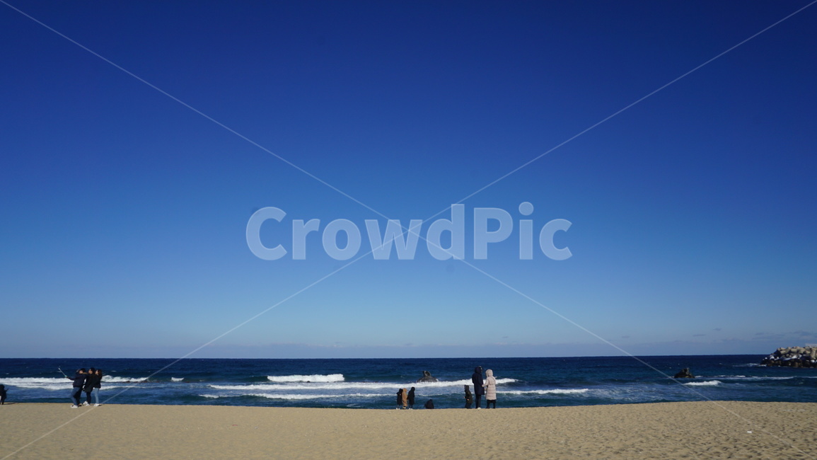 바다,파도,모래사장,푸른,하늘,자연,풍경,nature,landscape,해변,바다,beach,sea,ocean,대양,water,물,outdoors,옥외,shoreline,해안선,coast,연안,바닷가