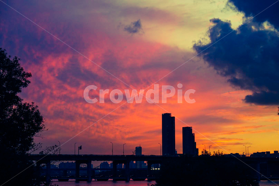 노을,일몰,한강,도심,가을,도시,풍경,city,landscape,한국도시풍경,한국도시경관,korea cityscape,실루엣,그림자,silhouette,shadow,nature,자연,outdoors,옥외,dawn,새벽,red sky,붉은 하늘,dusk,황혼,sunset,sky,하늘