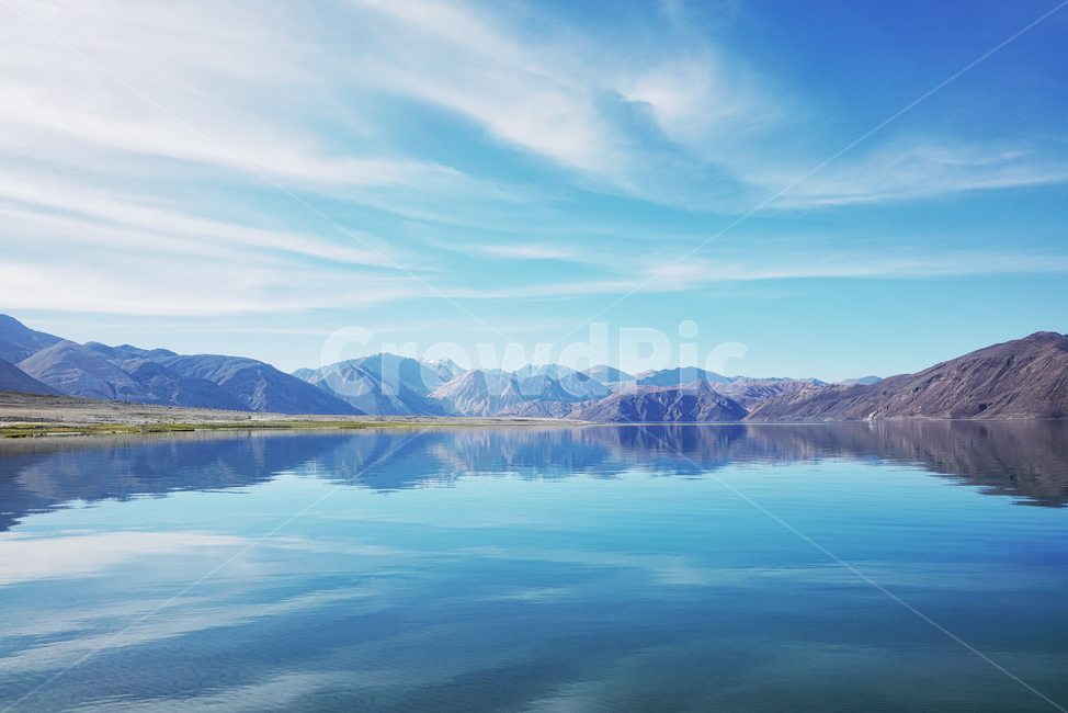 water,nature,자연,outdoors,옥외,lake,호수,판공초,pangonglake,india,인도,leh,레,라다크,ladakh,바탕화면,배경화면,pangongtso,파한하늘,파란호수,캠핑,camping,wallpaper