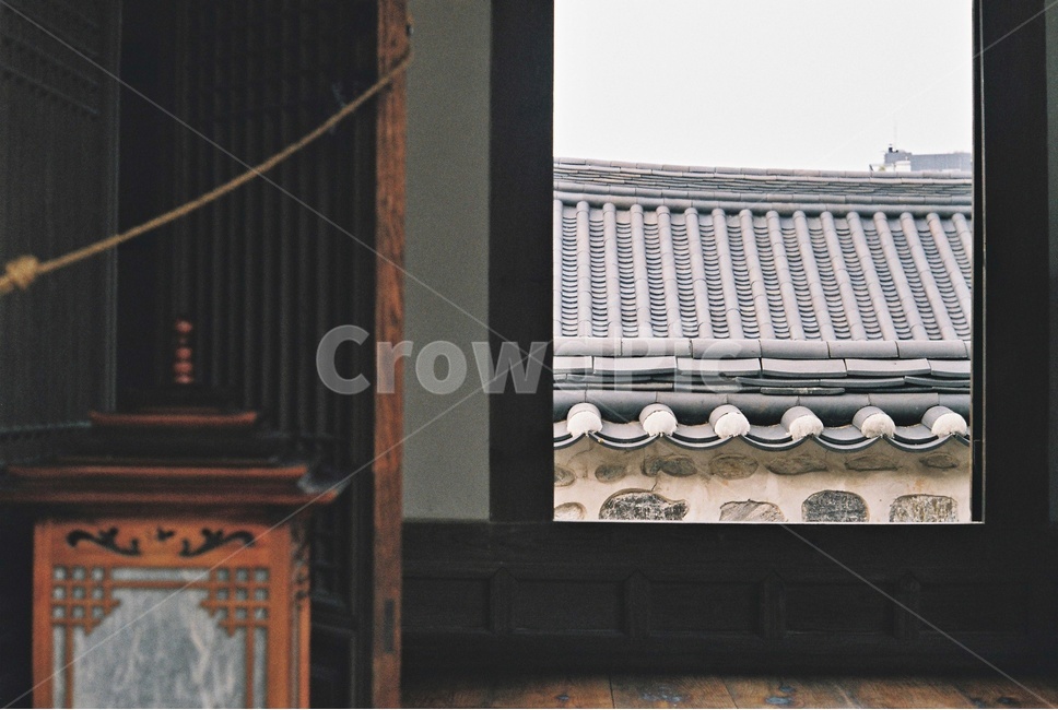 한옥,rooftile,koreanstylehouse,기와집,tileroofedhouse,창문,window,한국전통,한국문화,korean traditional,korean culture,건축물,건물외관,exterior,building,structure,architecture,construction