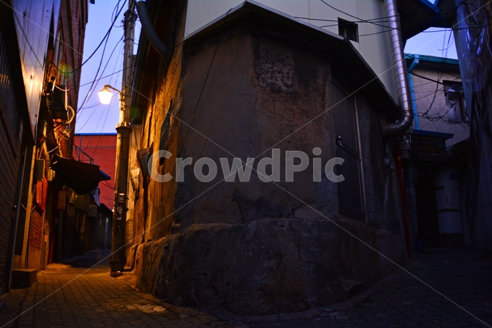 shantytown,friendly,rundown,house,life,yesterday,poor,memories,demolition,narrow,alley,outlying,redevelopment,back alley,poles,past,old,night,traces,old days,home,longing,wires,analog,street light,outskirts,time,evening,fence,wall,dead end