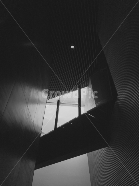 흑백,그림자,다리,어두움,차가움,흑백,모노톤,monochrome,black and white,인테리어,실내디자인,interior design