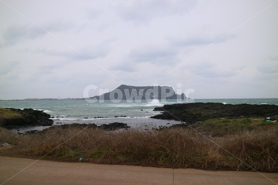 land,nature,자연,outdoors,ocean,물,water,바다,sea,옥외,대양,shoreline,해안선,coast,연안