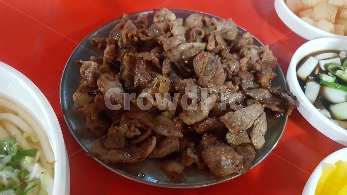 포장마차,숯불고기,불고기,우동,포장마차음식,음식,포차,술안주,해장,음식,식재료,요리,food,cook,meal,dishes,food reserves,육류,고기,meat,한식,한국음식,한국요리,korean food,korean dishes,korean meal,korean cook