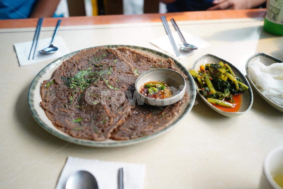 한식,부침개,메밀전,전,먹거리,안주,간식,김치,meal,food,음식