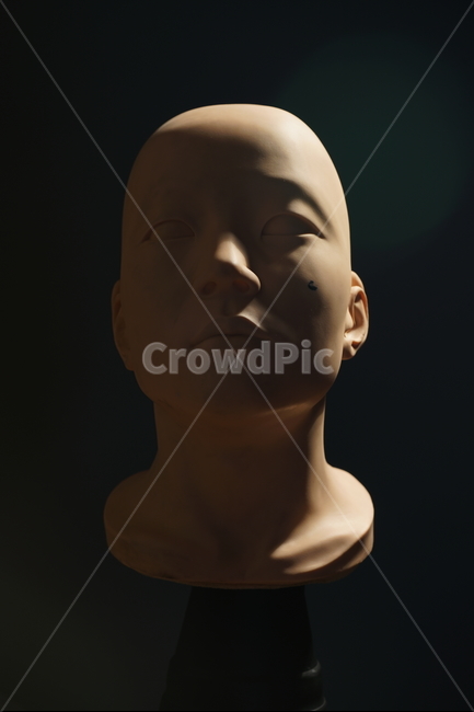 조명,교보재,실습,우측역사광,두상,남자,대머리,그림자,우울한,어두운,스튜디오,조명공부,학습자료,lighting,rightreversesidelighting,shadow,gloomy,dark,bald,head,face,studio,lightingstudy,lightingexample,teachingaids,조각상,동상,석상,조형물,statue,bronze statue,stone statue,예술,art