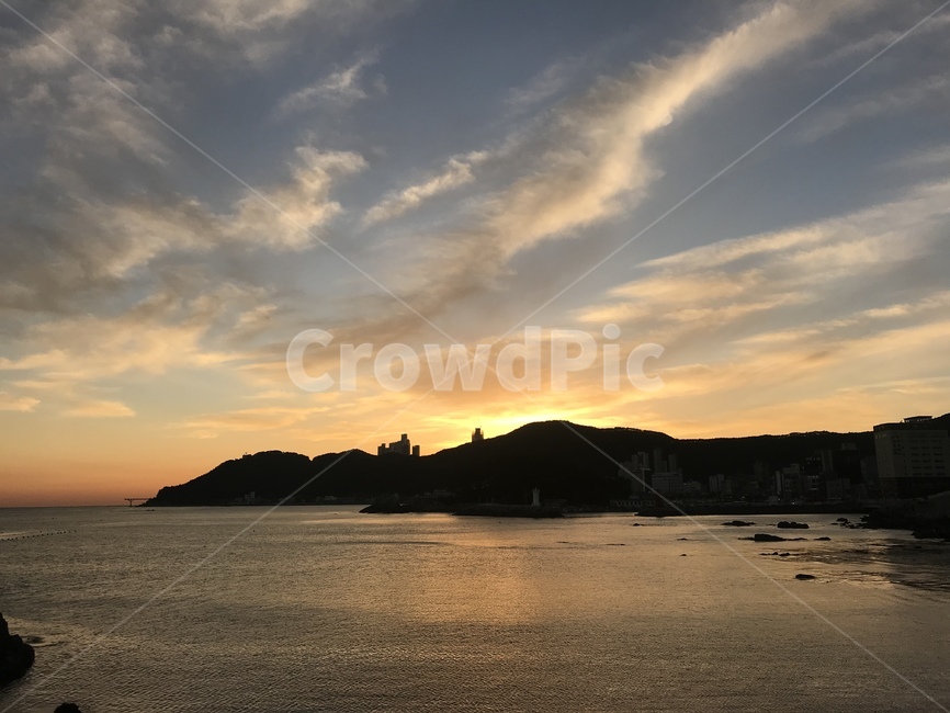 일몰,자연,태양,정리,여유로움,자연,풍경,nature,landscape,outdoors,옥외,sunset,red sky,붉은 하늘,sky,하늘,dusk,황혼,dawn,새벽