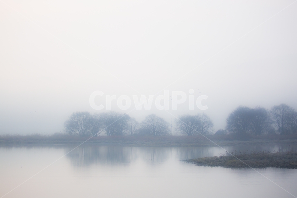 호수,물안개,새벽,반영,산,자연,풍경,nature,landscape,한국자연풍경,한국자연경관,korea nature landscape,weather,날씨,outdoors,옥외