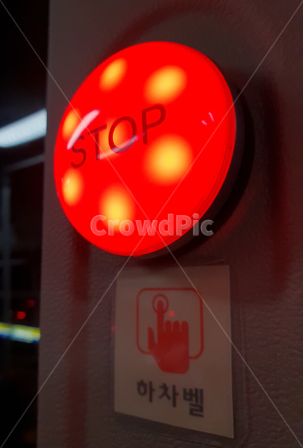버스,버스벨,버튼,스위치,button,red,동그라미,circle,벨,하차벨