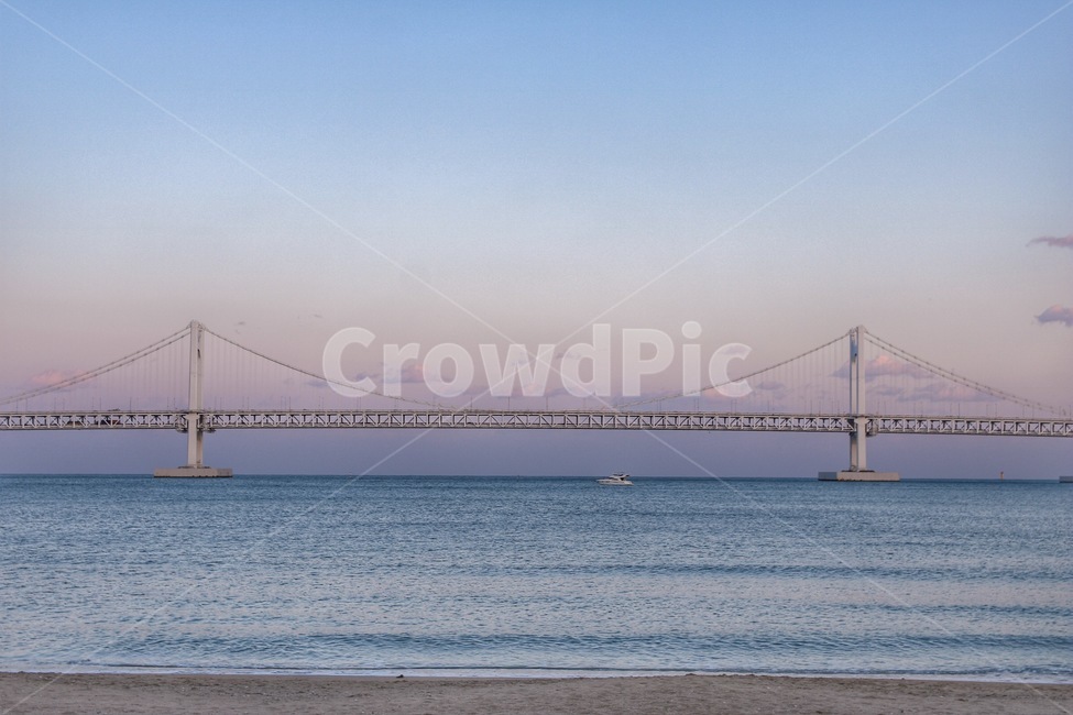 바다,노을,부산,광안리,부산바다,광안리해수욕장,감성사진,광안대교,해변,바다,beach,sea,랜드마크,landmark,tourist attraction,한국랜드마크,한국관광지,한국명소,korea landmark,korea tourist attraction,감성,sensible,feeling,색깔,색상,색채,색감,color sense,color sensitivity,feeling of color
