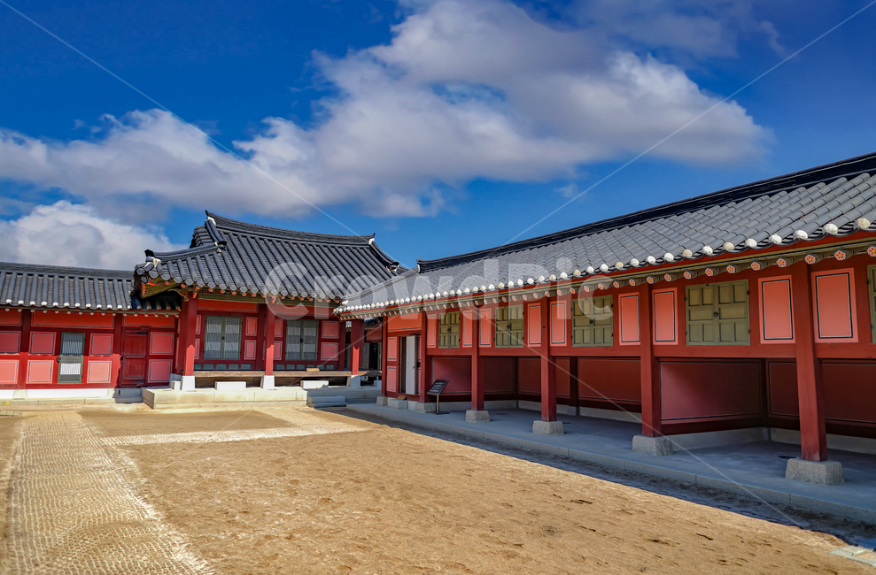 대한민국,궁전,건축,건물,서울,문화,아시아,고대,오래된,동양,경복궁,왕의,신전,도시,역사,유명한,아름다운,지붕,목재,전통,하늘,배경,왕조,수원,republicofkorea,palace,construct,building,seoul,culture,asia,ancient,old,eastern,gyeongbokgung,royal,temple,city,history,famous,beautiful,roof,wood,tradition,sky,background,dynasty,suwon