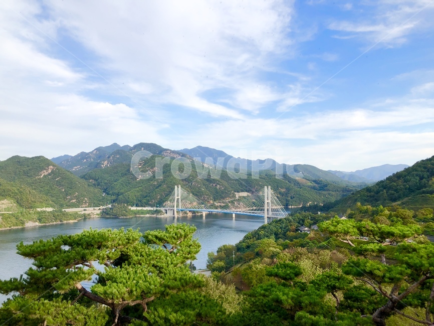 충주,충주호,자연,강,숲,푸름,맑음,우리나라,한국,가을,가을하늘,자연,풍경,nature,landscape,한국자연풍경,한국자연경관,korea nature landscape,outdoors,옥외,water,물