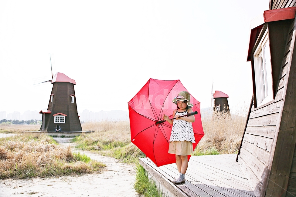 여자아이,아이,6세여아,사람,어린이,풍경,자연,배경