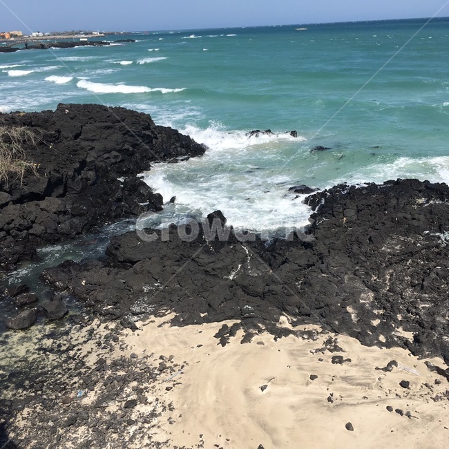제주도,바다,돌,모래,해변,자연,풍경,nature,landscape,한국자연풍경,한국자연경관,korea nature landscape,promontory,곶,outdoors,옥외,sea,ocean,대양,water,물,shoreline,해안선