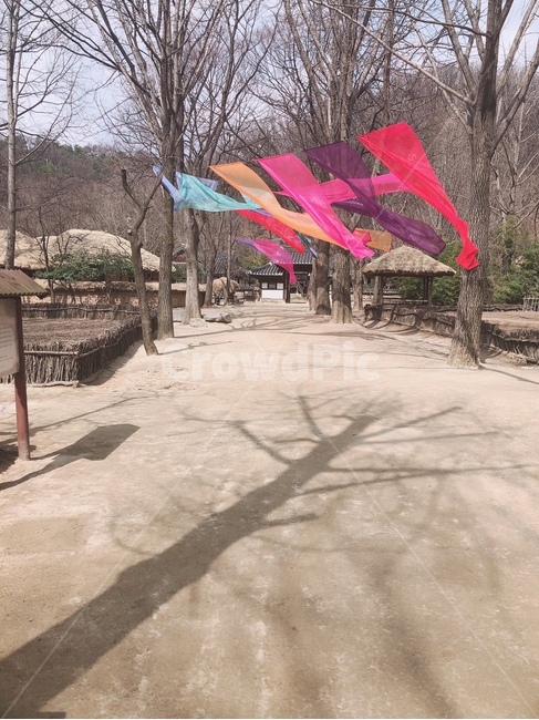용인,한국민속촌,천거리,일상,봄,koreanculture,한국문화,강,자연,한국전통,시골집,황토집