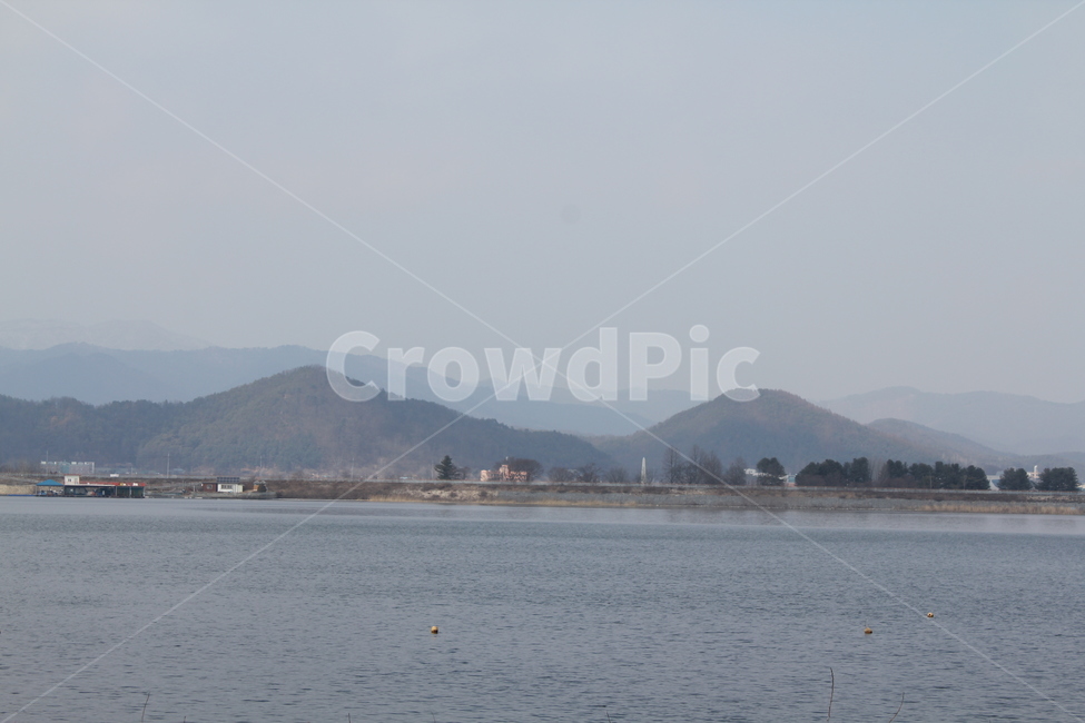 호수,물가,경치,풍경,자연,겨울,겨울호수,물,자연,풍경,nature,landscape,outdoors,옥외,land,땅,shoreline,해안선,water,ocean,대양,sea,바다,coast,연안