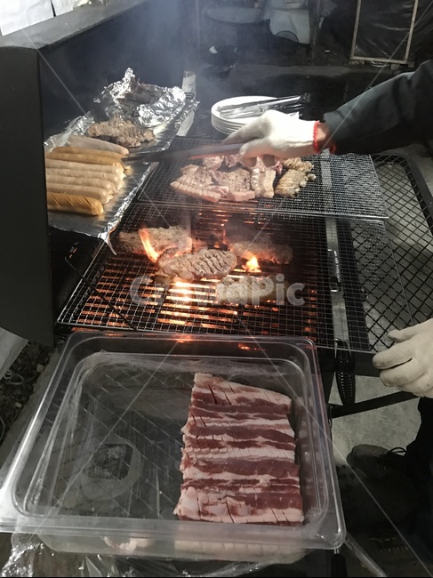 캠핑,바베큐,삼겹살바베큐,맛있는것,배고프다