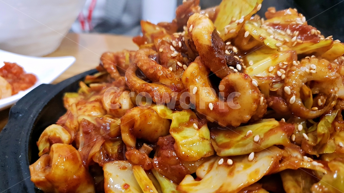 식사,음식,쭈꾸미,쭈꾸미볶음,야채볶음,야채,반찬,먹거리,food,seafood,접사,먹방,음식,식재료,요리,food,cook,meal,dishes,food reserves,한식,한국음식,한국요리,korean food,korean dishes,korean meal,korean cook