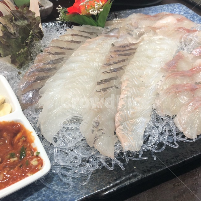 회,광어,초장,쌈장,맛있는
