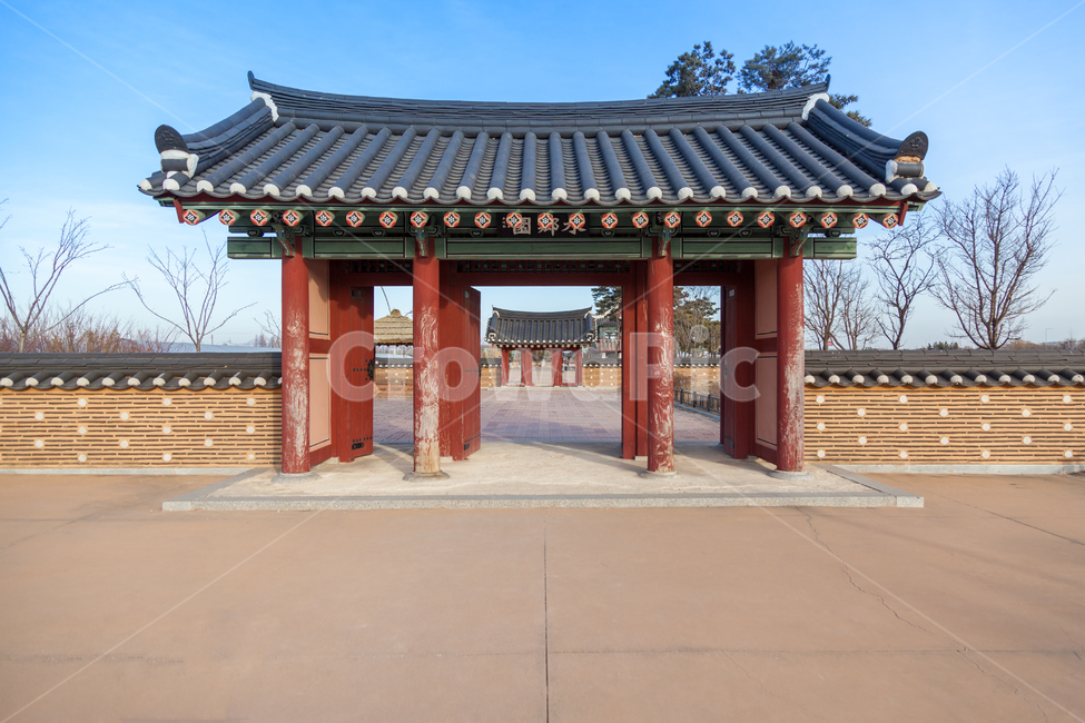 인천,아라뱃길,자전거도로,하이킹,수향루,쉼터,여행,계양구,인천아라뱃길,초가집,정자,한국문화,돌담,기와집,한국전통,한국문화,korean traditional,korean culture,건축물,건물외관,exterior,building,structure,architecture,construction